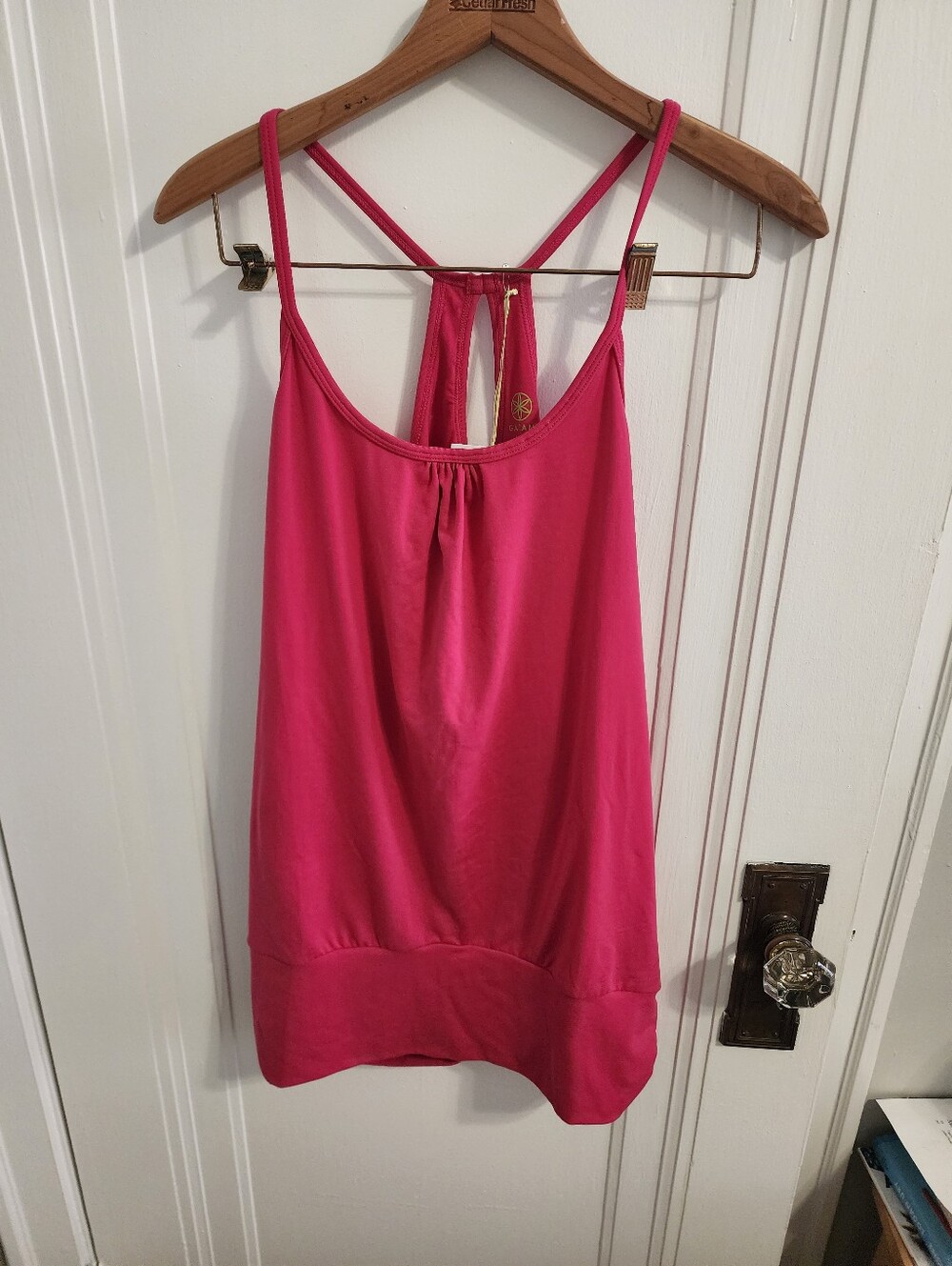 Gaiam Petal Mesh Tank Nwt